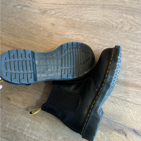 Women’s Doc Martens - Picture 3 of 4